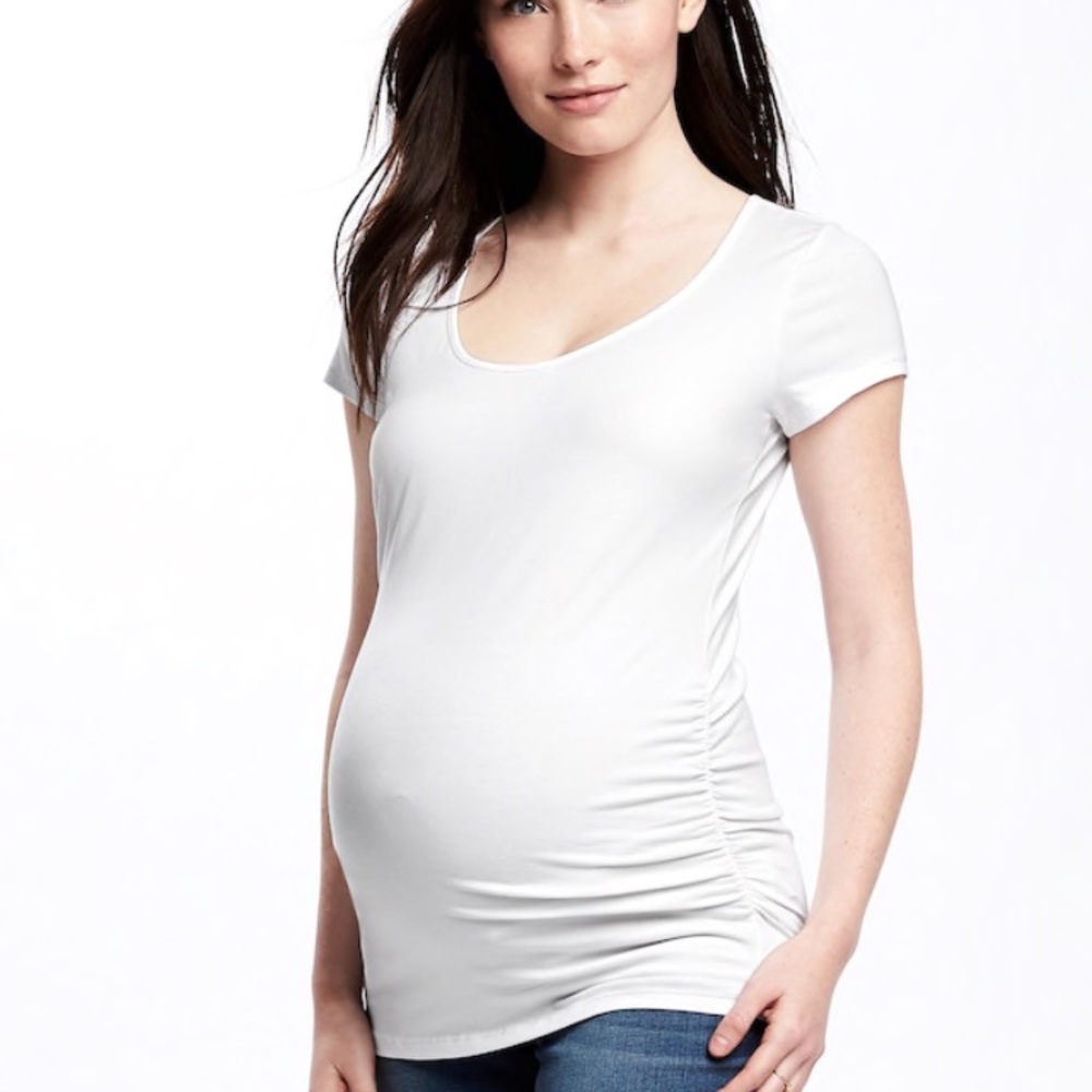 MATERNITY fitted U neck shirt